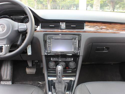 小米MIX2还没上一代震撼,为什么却说雷军更自信了?【AG亚娱集团】(图3) AG亚娱集团