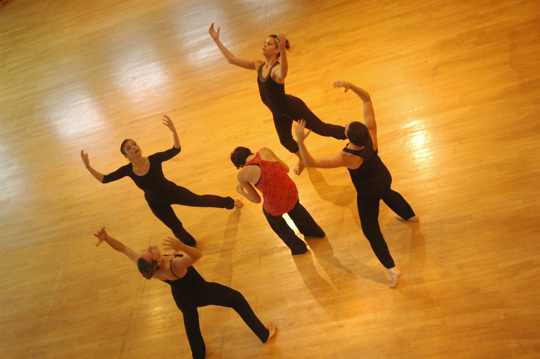 ag亚娱官网-
市广播电视台台长候长青到县融媒体中心调研指导媒体融合及宣传事情(图2) AG亚娱集团官方