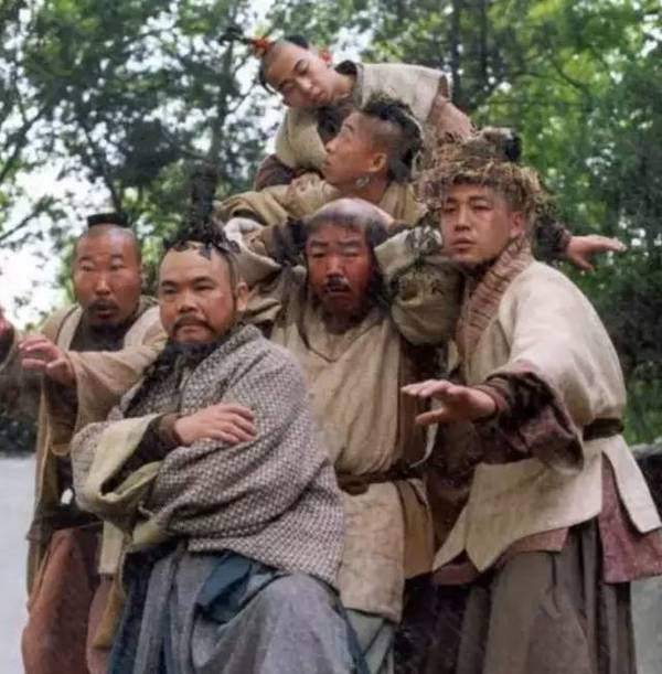 赤峰宁城消防深入棚户区开展防火安全宣传活动【ag亚娱官网】(图2) ag亚娱官网