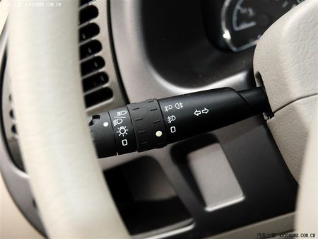 AG亚娱集团官方-赤峰深入松山一小开展消防安全授课宣传活动