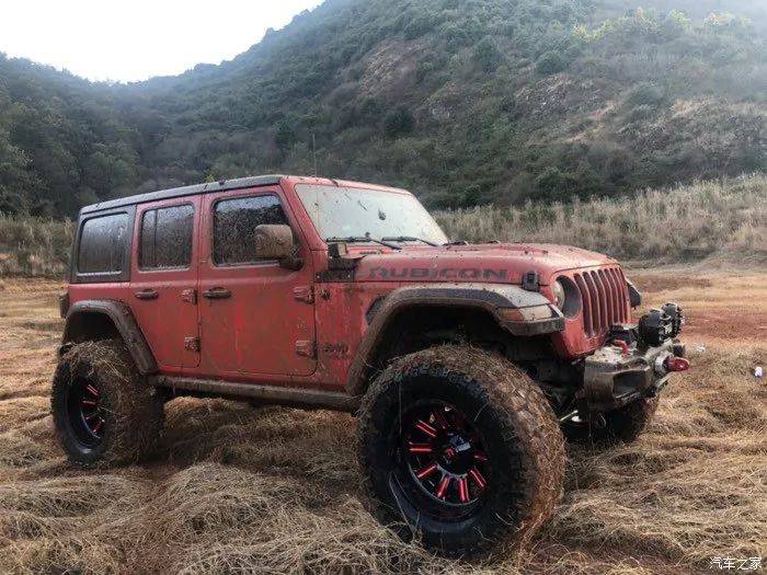 ag亚娱官网：
牧马人越野的篇章 从未被翻阅 也从未随波逐流 (图24)