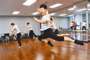 AG亚娱集团:花椒也开启了疯狂加班模式要求员工晚上10点下班(图1) AG亚娱集团官方